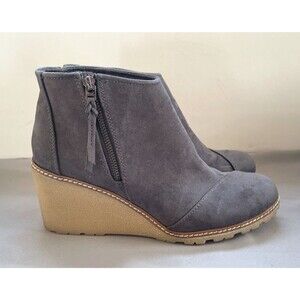 Toms Suede Wedge Boots Gray 11 Ankle Bohemian Business Casual Side Zip